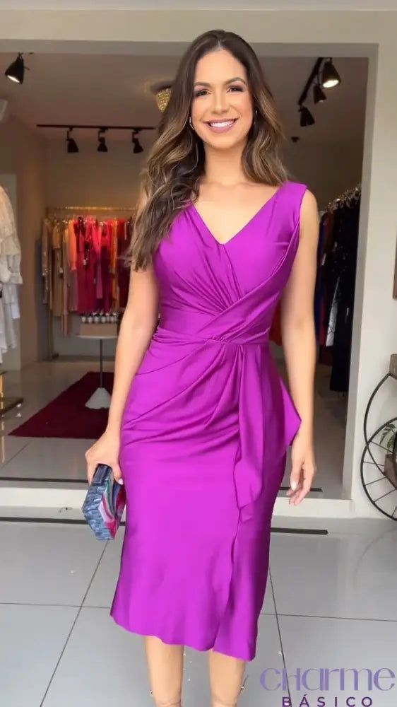 Vestido Amora – O Toque de Glamour que Você Merece!