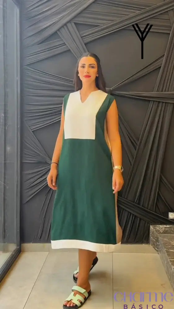 Vestido Karina – Estilo Minimalista com Toque Moderno-