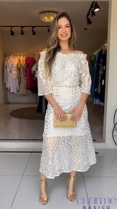 Vestido Renda Bianca - Elegância Atemporal com Delicadeza